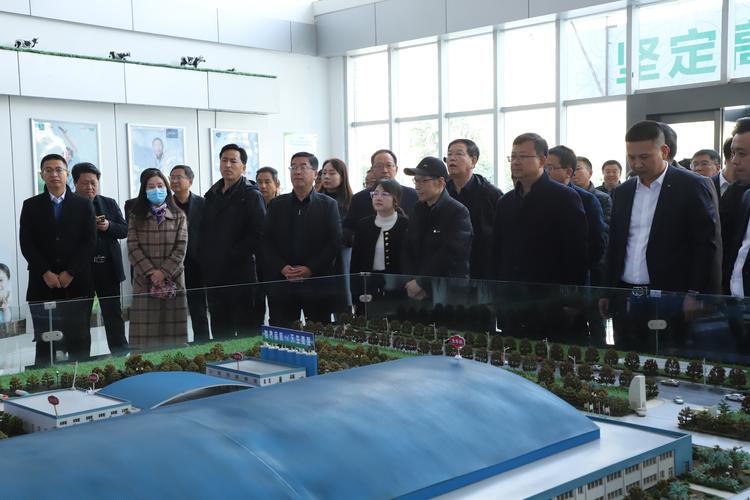 澳门资料正版凤凰网,绝对策略计划研究_社交版40.12.0