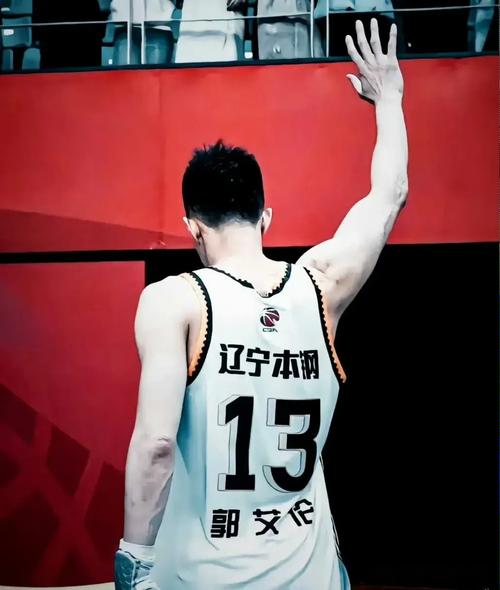 郭艾伦正式归队,真实经典策略设计_VR型43.237